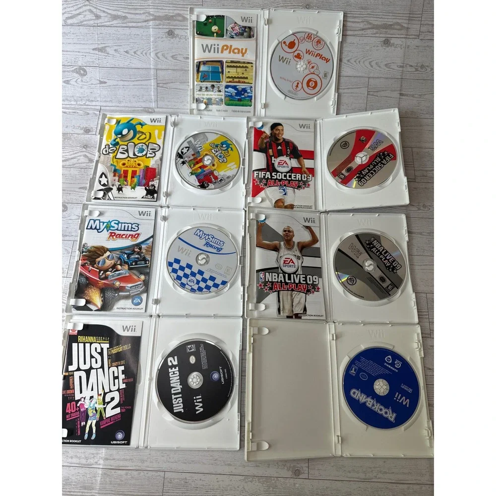 Nintendo Wii Video Game Lot of 7 Wii Play Just Dance Rock Band de Blob Y2K 2000s